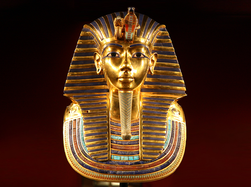 Funerary mask of Tutankhamen, c. 1327. The Museum of Egyptian Antiquities, Cairo. 