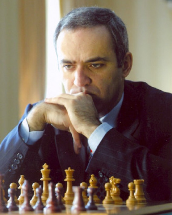 Garry Kasparov launches chess gaming platform with lessons from experts and  50,000 puzzles