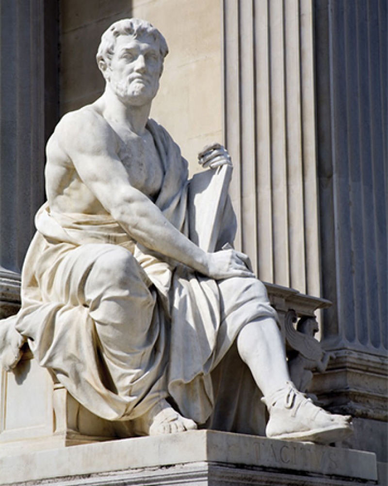 Statue depicting Roman orator and historian Tacitus.