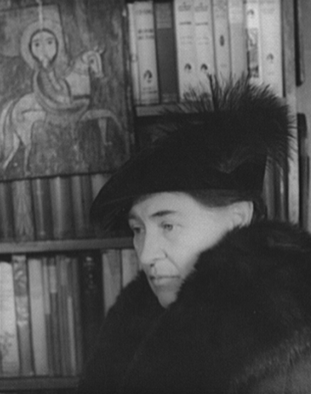 Willa Cather, 1936. Photograph by Carl Van Vechten. Library of Congress, Prints and Photographs Division, Carl Van Vechten Collection.